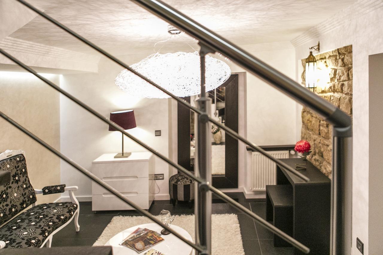 The Queen Luxury - Cortina * Luxemburg